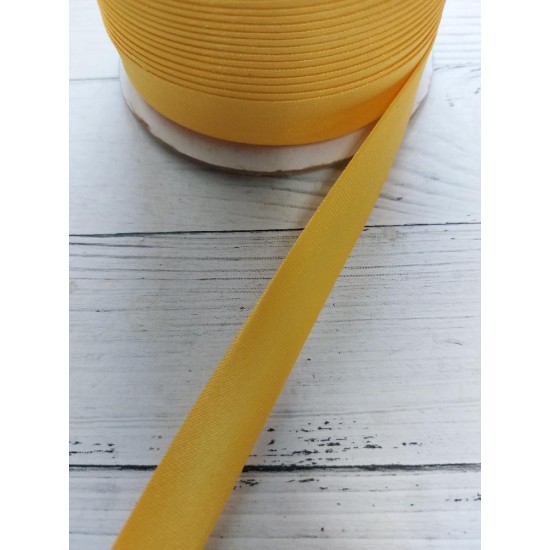 Косая бейка 1,5 см цв. желтый, цена за 1 м